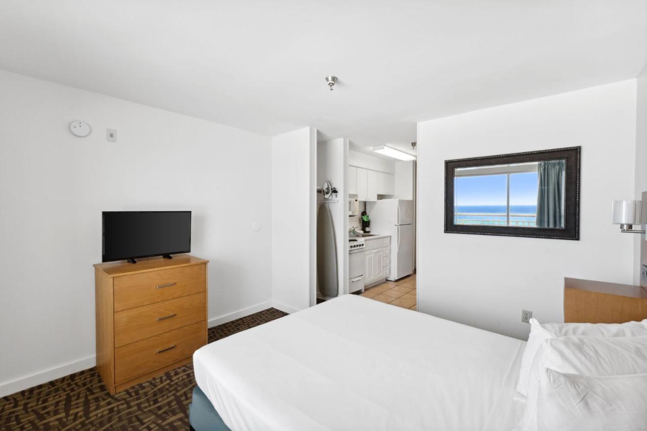 Beach Tower Beachfront Hotel, A By The Sea Resort Panama City Beach Bagian luar foto