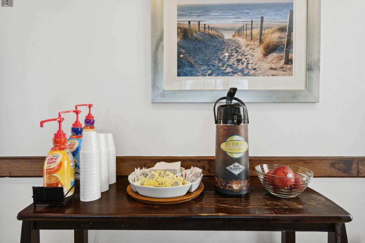 Beach Tower Beachfront Hotel, A By The Sea Resort Panama City Beach Bagian luar foto